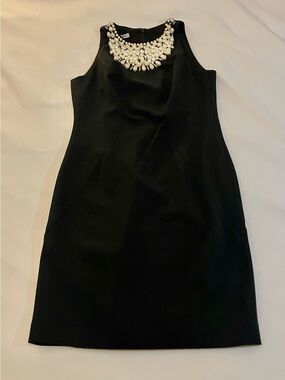 Cocktail Maggy London Dress with Pearls
